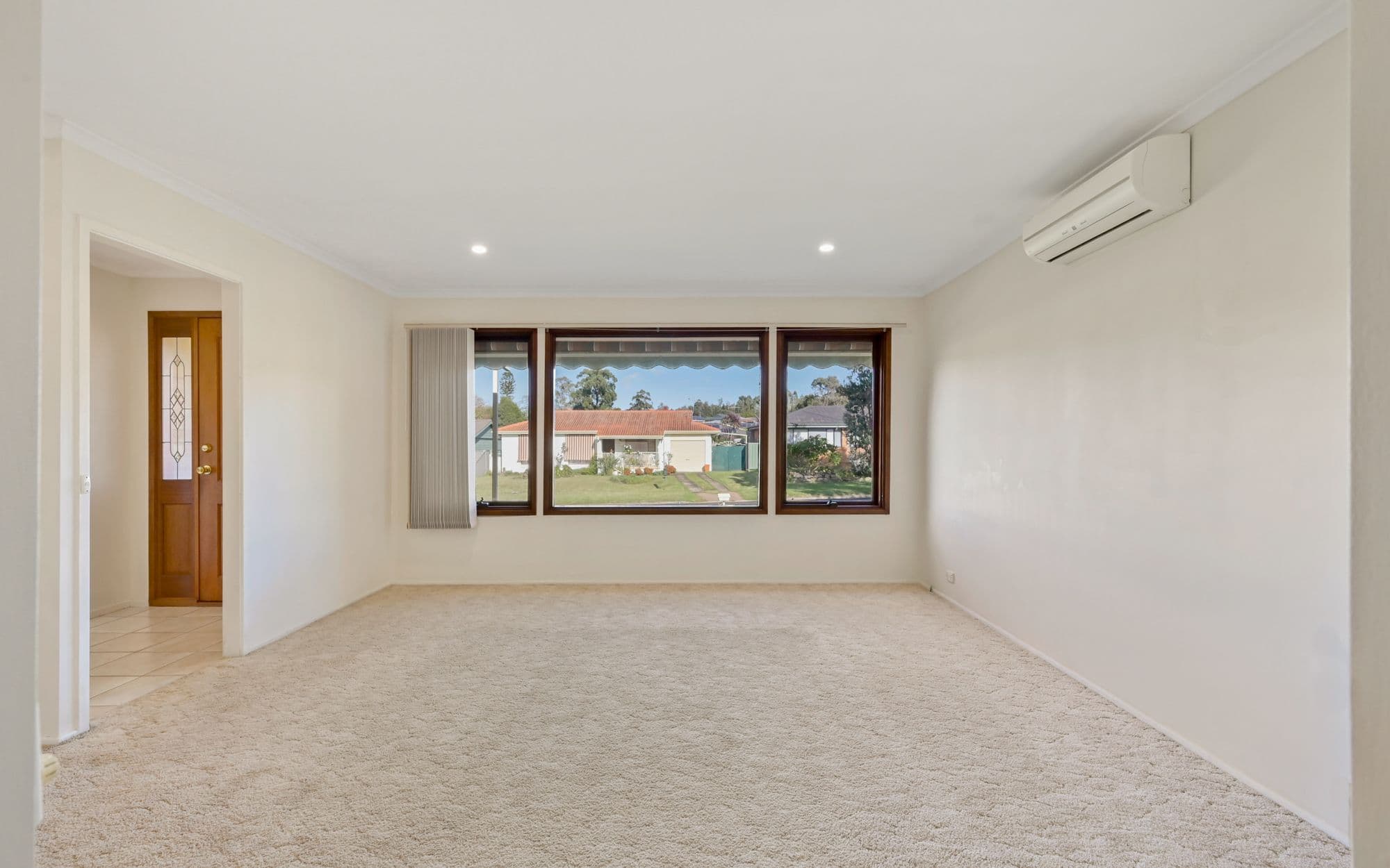 6 Galashiels Avenue, St Andrews NSW 2566, St Andrews - Thumbnail 2