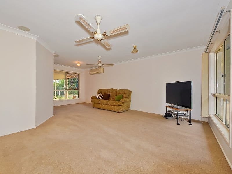 11 Meridan Court, POMONA QLD 4568, Pomona - Thumbnail 2