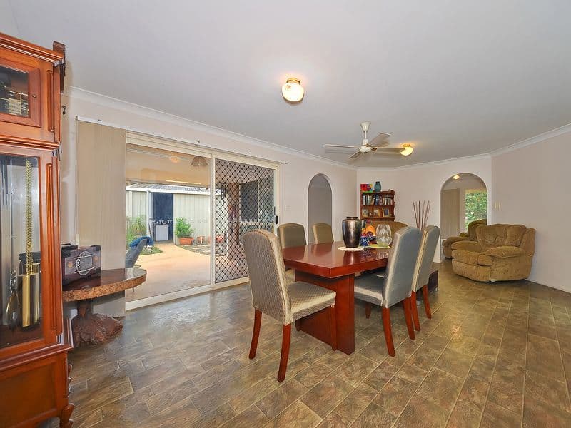 11 Meridan Court, POMONA QLD 4568, Pomona - Thumbnail 5