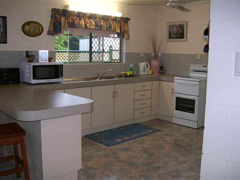 23 Nelson Street, INNISFAIL QLD 4860, Innisfail - Thumbnail 3