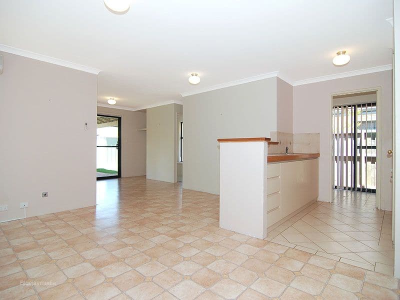 61 Vaucluse Crescent, ELLENBROOK WA 6069, Ellenbrook - Thumbnail 4