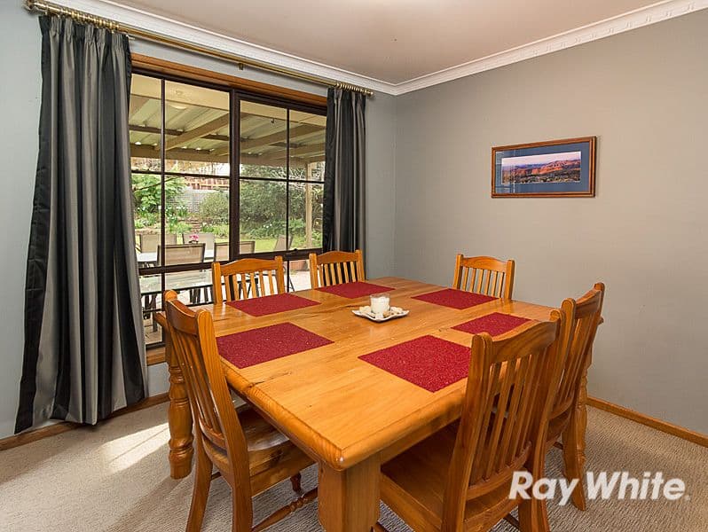 17 Wolf Avenue, Strathalbyn SA 5255, Strathalbyn - Thumbnail 5