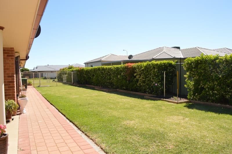 23 Namoi Crescent, DUBBO NSW 2830, Dubbo - Thumbnail 4