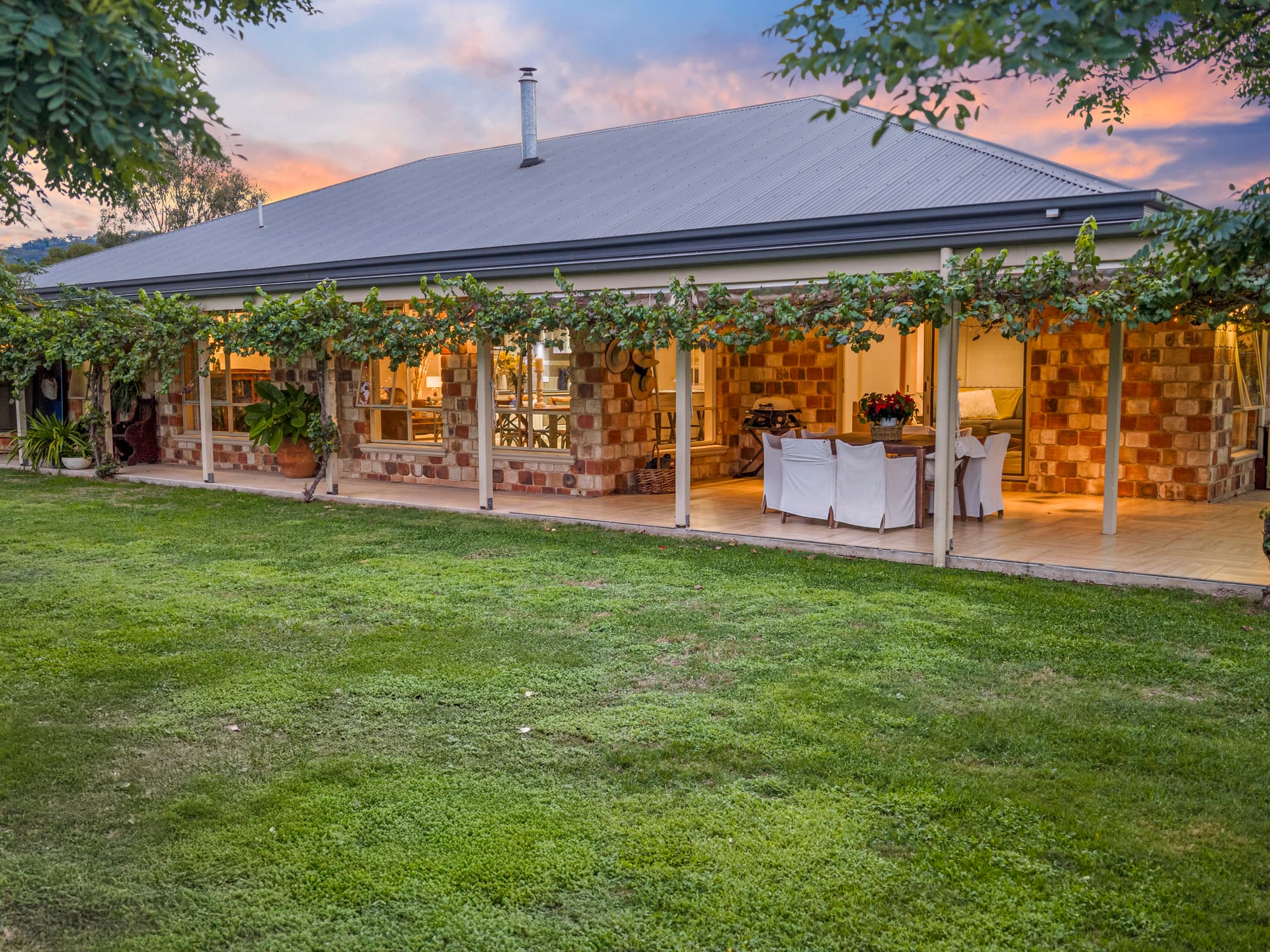 219 Ogilvies Road, Mansfield, Mansfield - Thumbnail 2