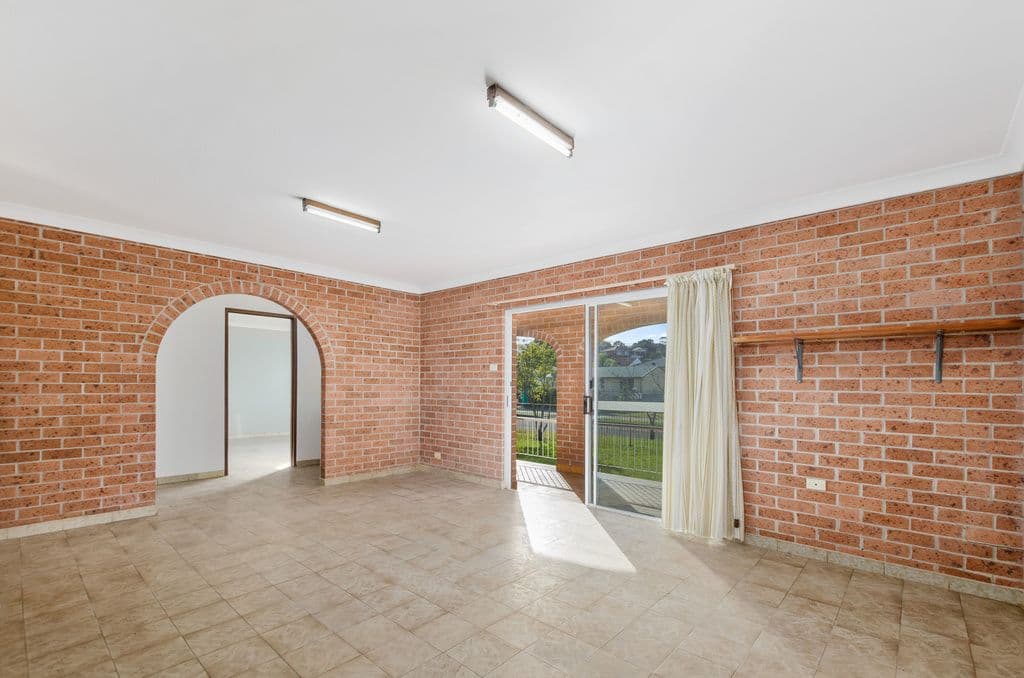 17 Barellan Avenue, Dapto - Thumbnail 2