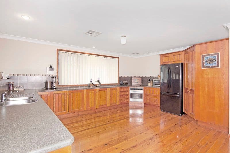 59 Elizabeth Bay Drive, LAKE MUNMORAH NSW 2259, Lake Munmorah - Thumbnail 7