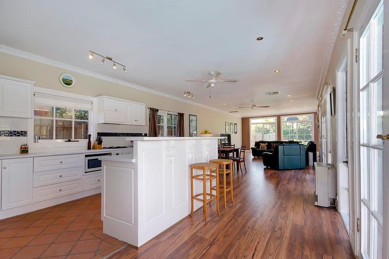71 Patty Street, MENTONE VIC 3194, Mentone - Thumbnail 2