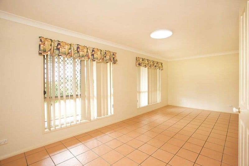 12 St Clair Crescent, WISHART QLD 4122, Wishart - Thumbnail 2