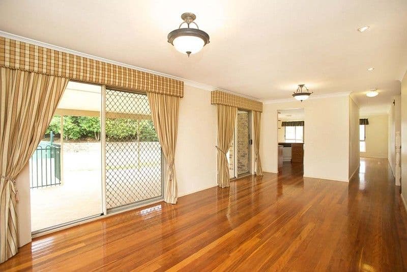 12 St Clair Crescent, WISHART QLD 4122, Wishart - Thumbnail 4