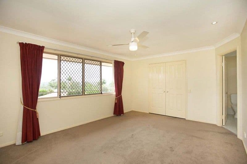 12 St Clair Crescent, WISHART QLD 4122, Wishart - Thumbnail 7