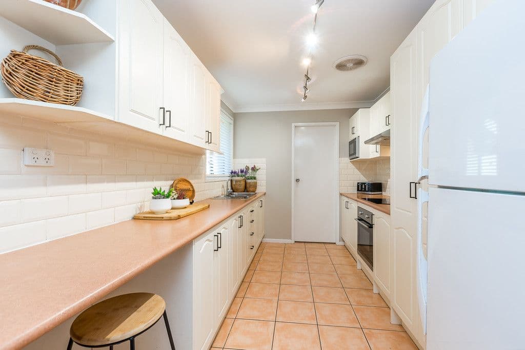 14 Holt Place, Raymond Terrace NSW 2324, Raymond Terrace - Thumbnail 5