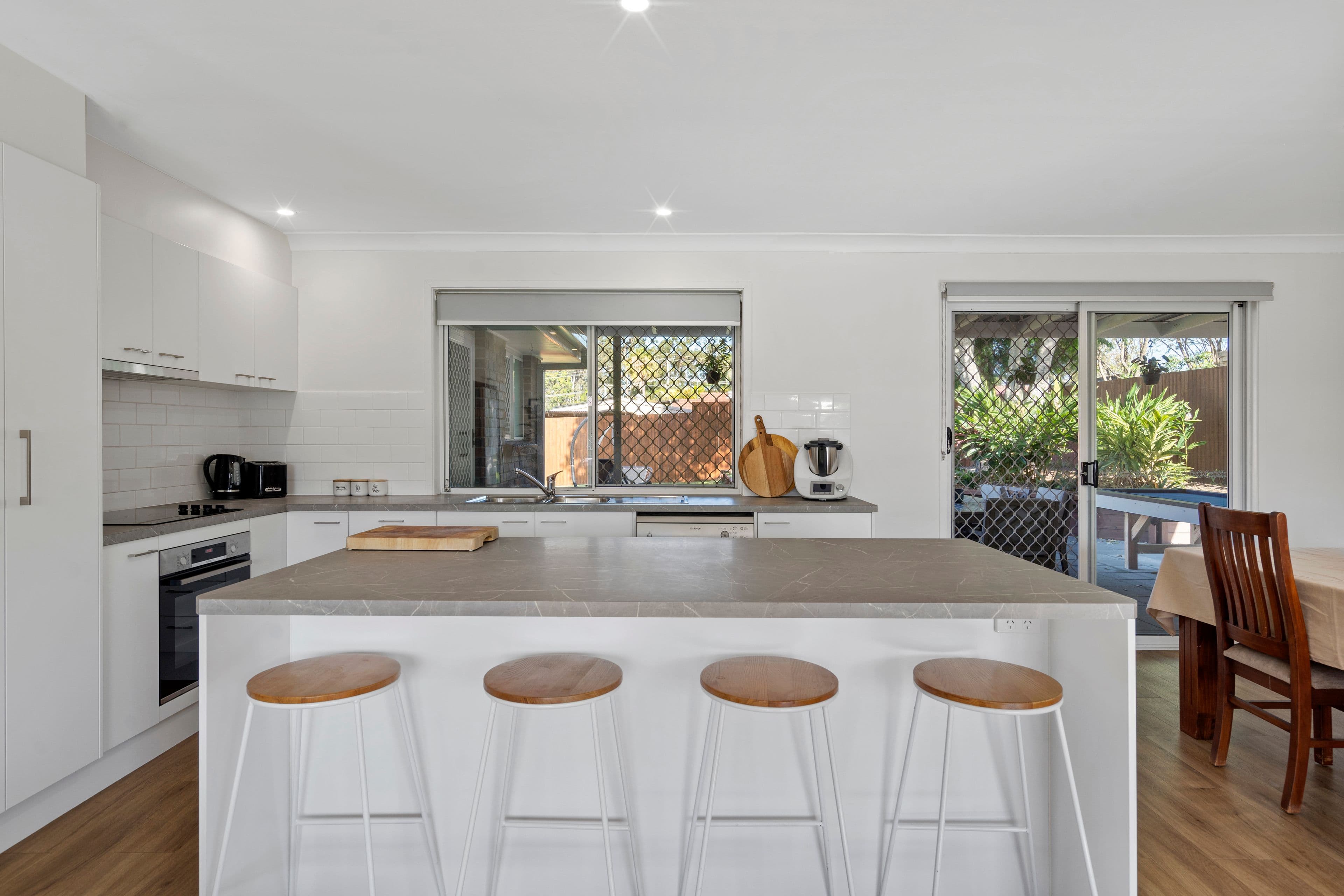 10 Lapidus Street, Birkdale QLD 4159, Birkdale - Thumbnail 6