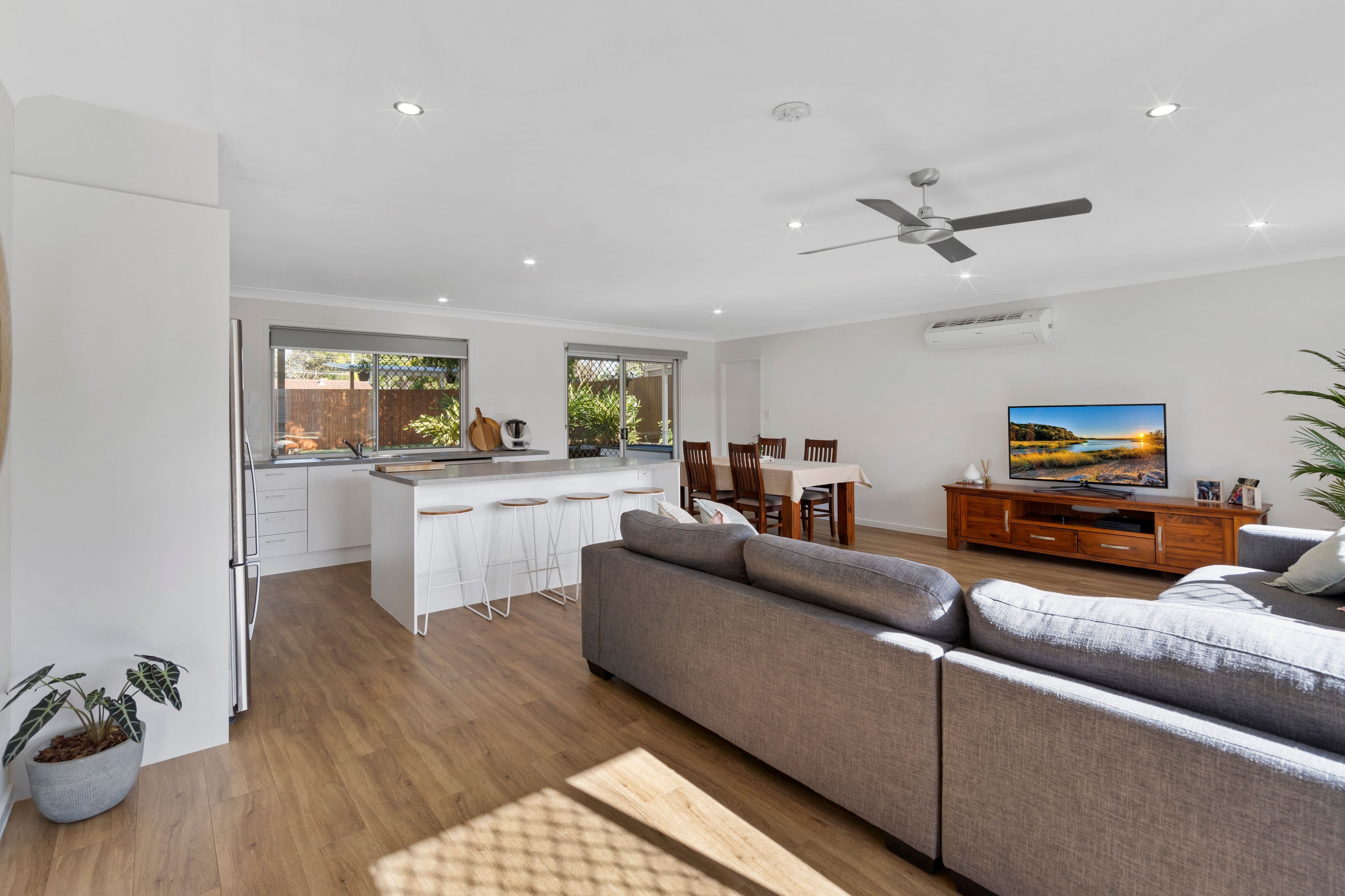 10 Lapidus Street, Birkdale QLD 4159, Birkdale - Thumbnail 8