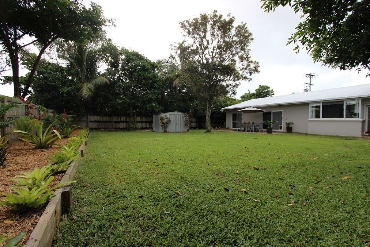 19 Periwinkle Avenue, TRINITY BEACH QLD 4879, Trinity Beach - Thumbnail 5