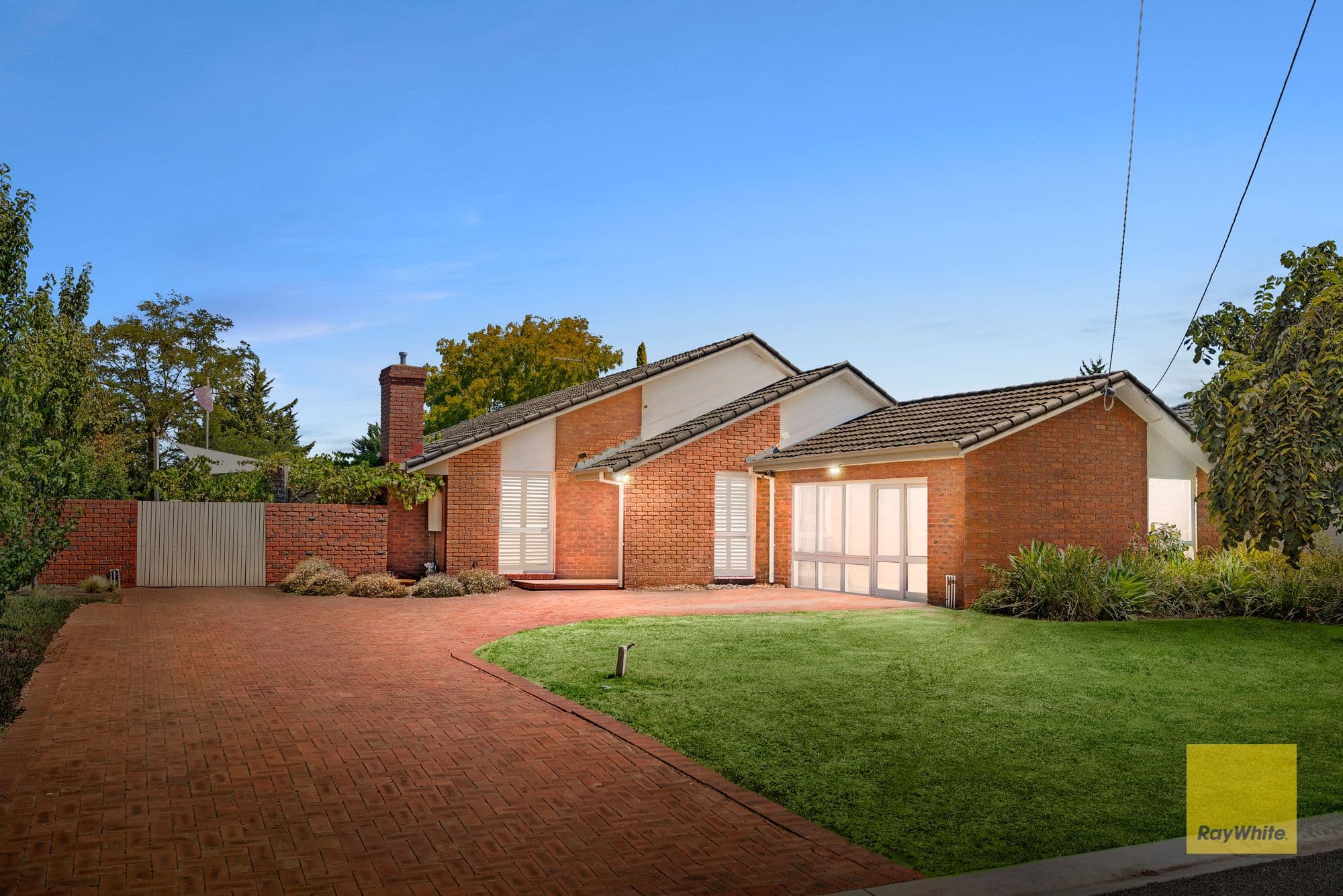 12 Crana Court, Hoppers Crossing VIC 3029, Hoppers Crossing - Thumbnail 2
