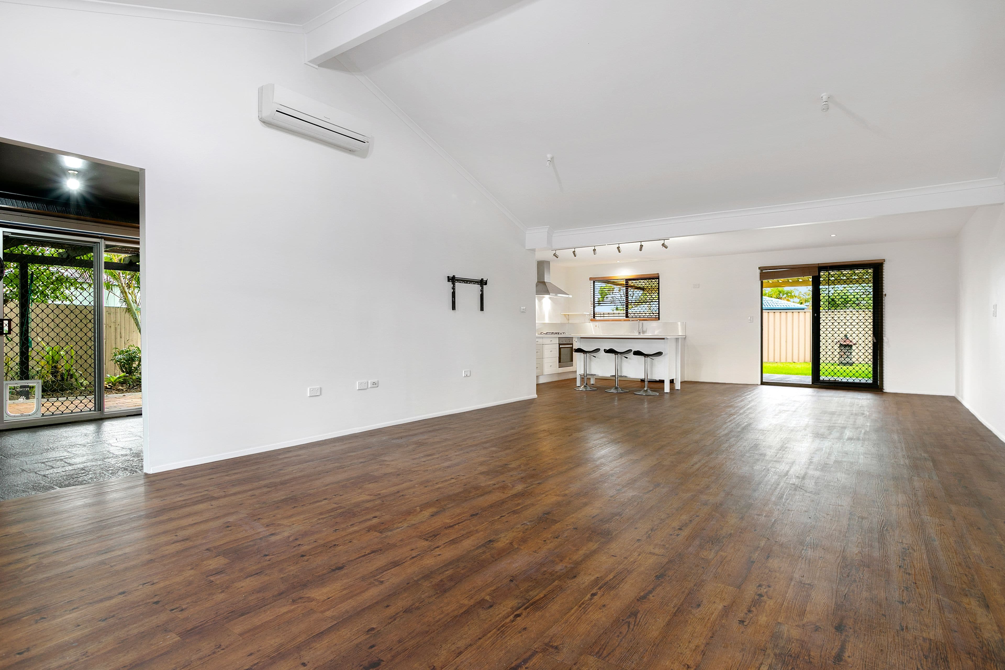 8 Wisteria Court, Victoria Point QLD 4165, Victoria Point - Thumbnail 6