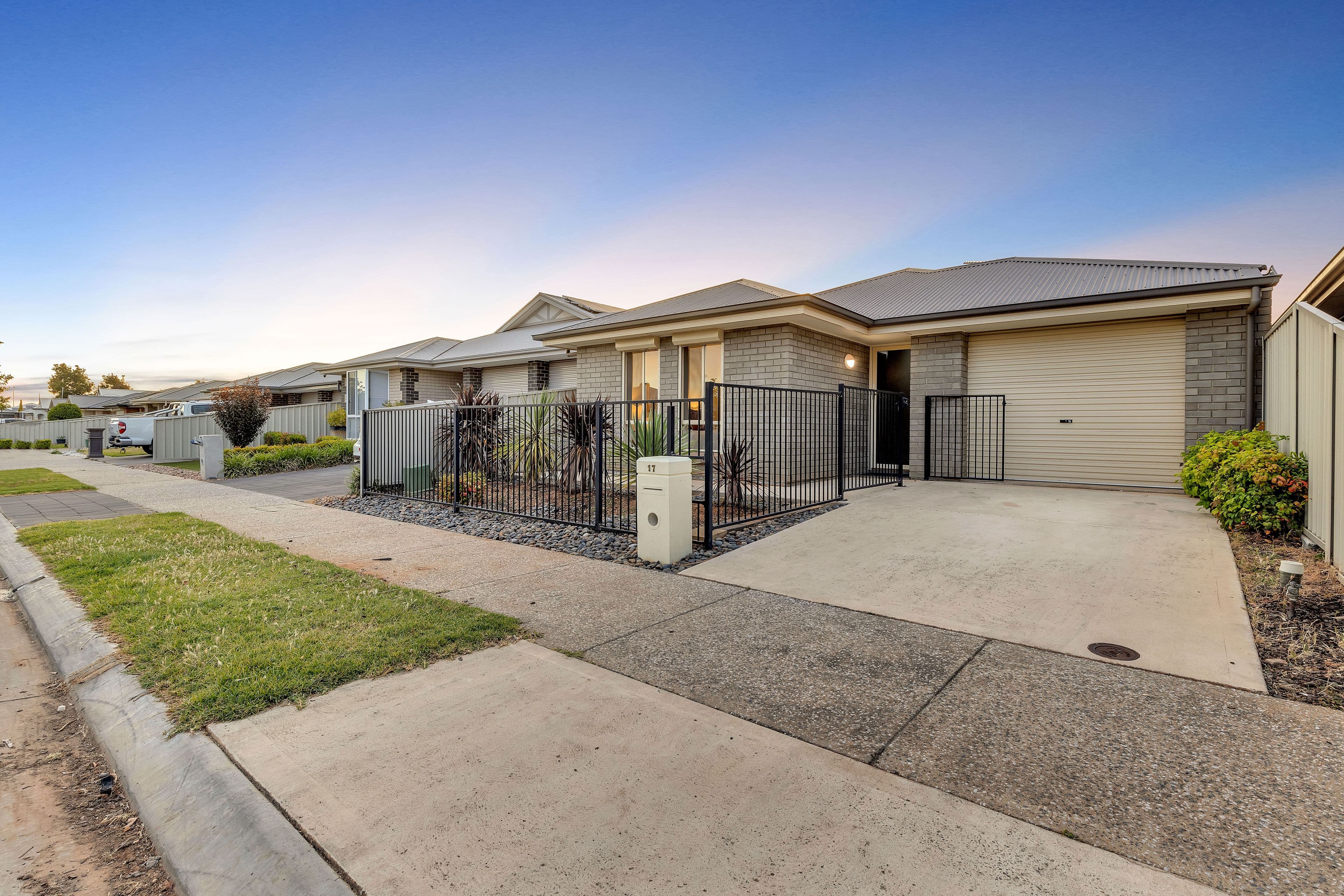 17 Costa Street, Munno Para West SA 5115, Munno Para West - Thumbnail 2