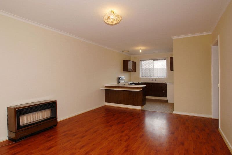 23 Fairway Street, FRANKSTON VIC 3199, Frankston - Thumbnail 2