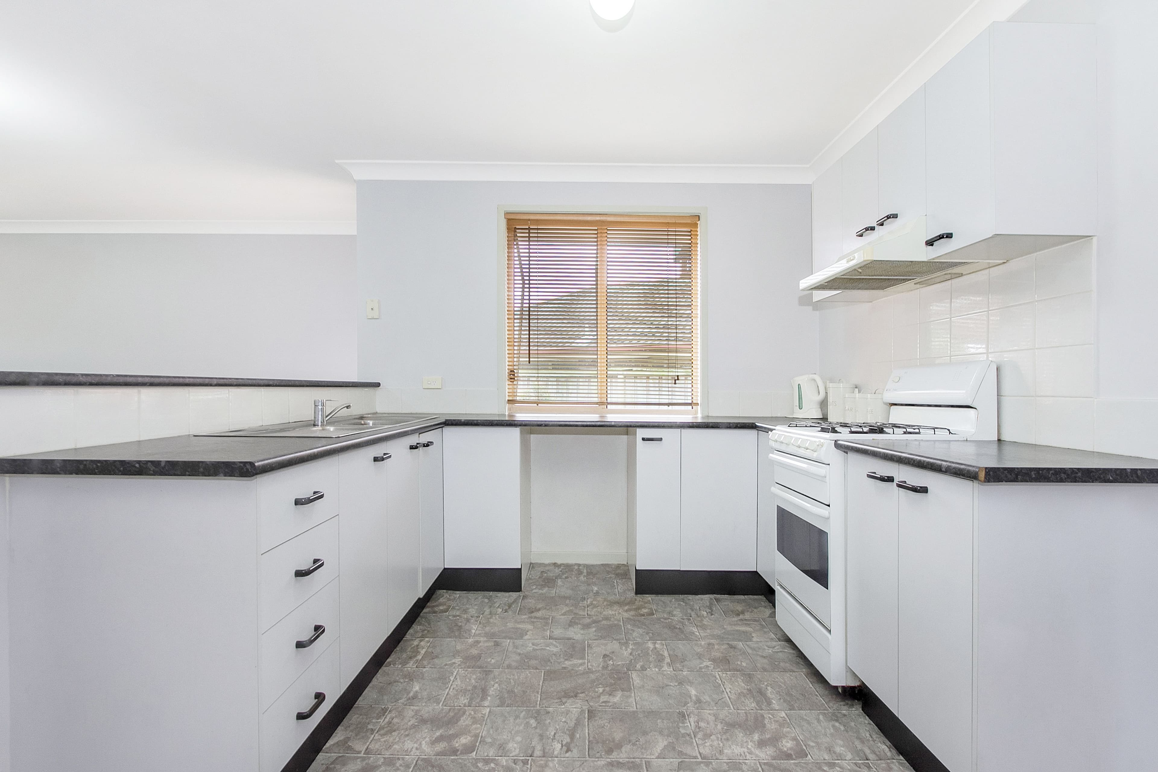 5 Dods Place, Doonside - Thumbnail 2