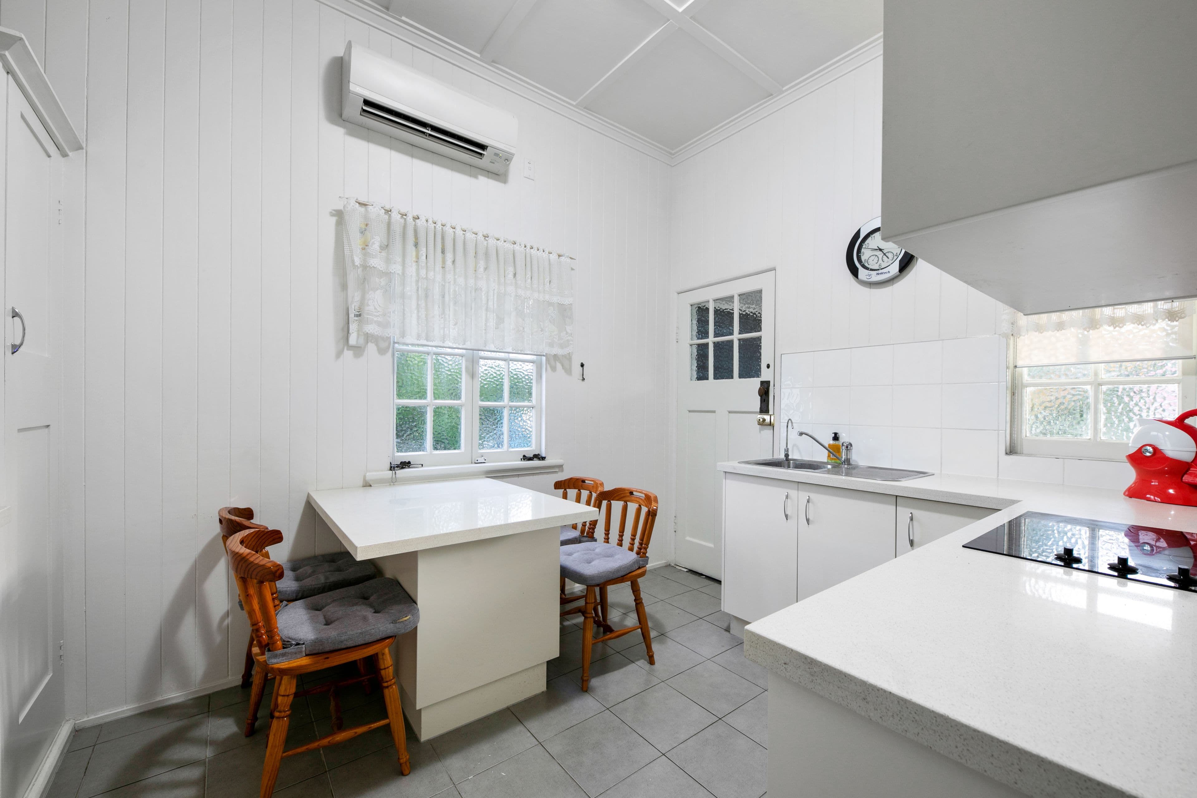 37 Simon Street, Yeronga QLD 4104, Yeronga - Thumbnail 5