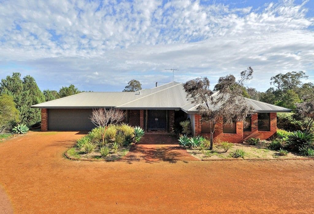 112 Bonita Road, Bullsbrook WA 6084, Bullsbrook - Thumbnail 2