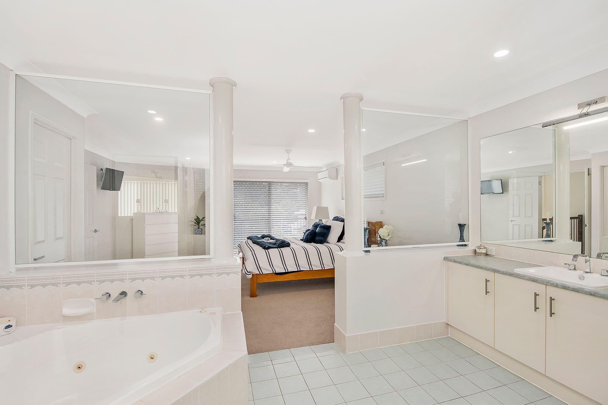 35 Mansfield Place, Mansfield QLD 4122, Mansfield - Thumbnail 8