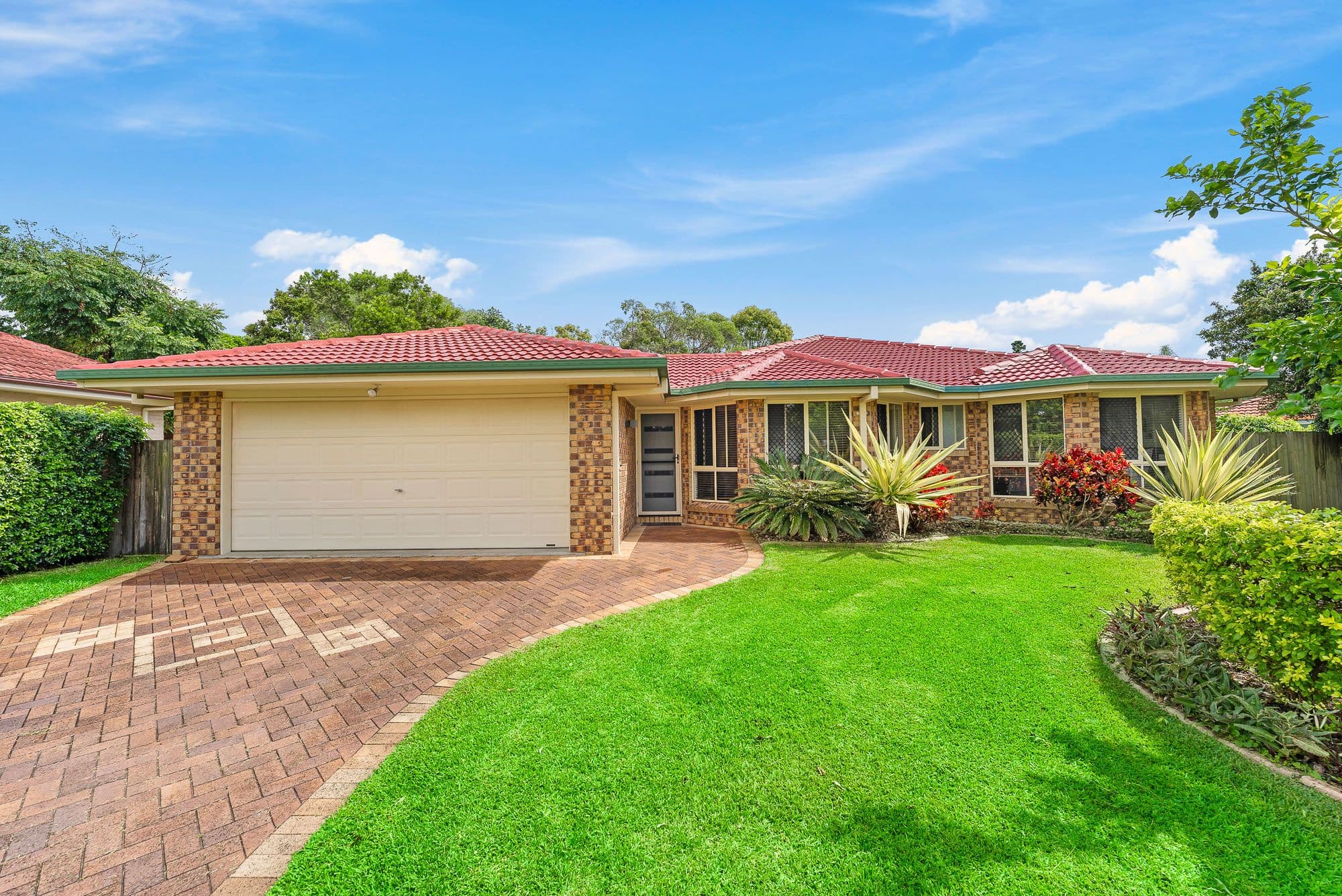 6 Spring Close, Calamvale QLD 4116, Calamvale - Thumbnail 2