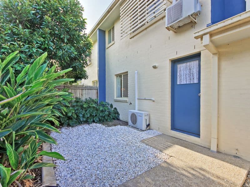 12-14 Fleet Drive, KIPPA-RING QLD 4021, Kippa-Ring - Thumbnail 2