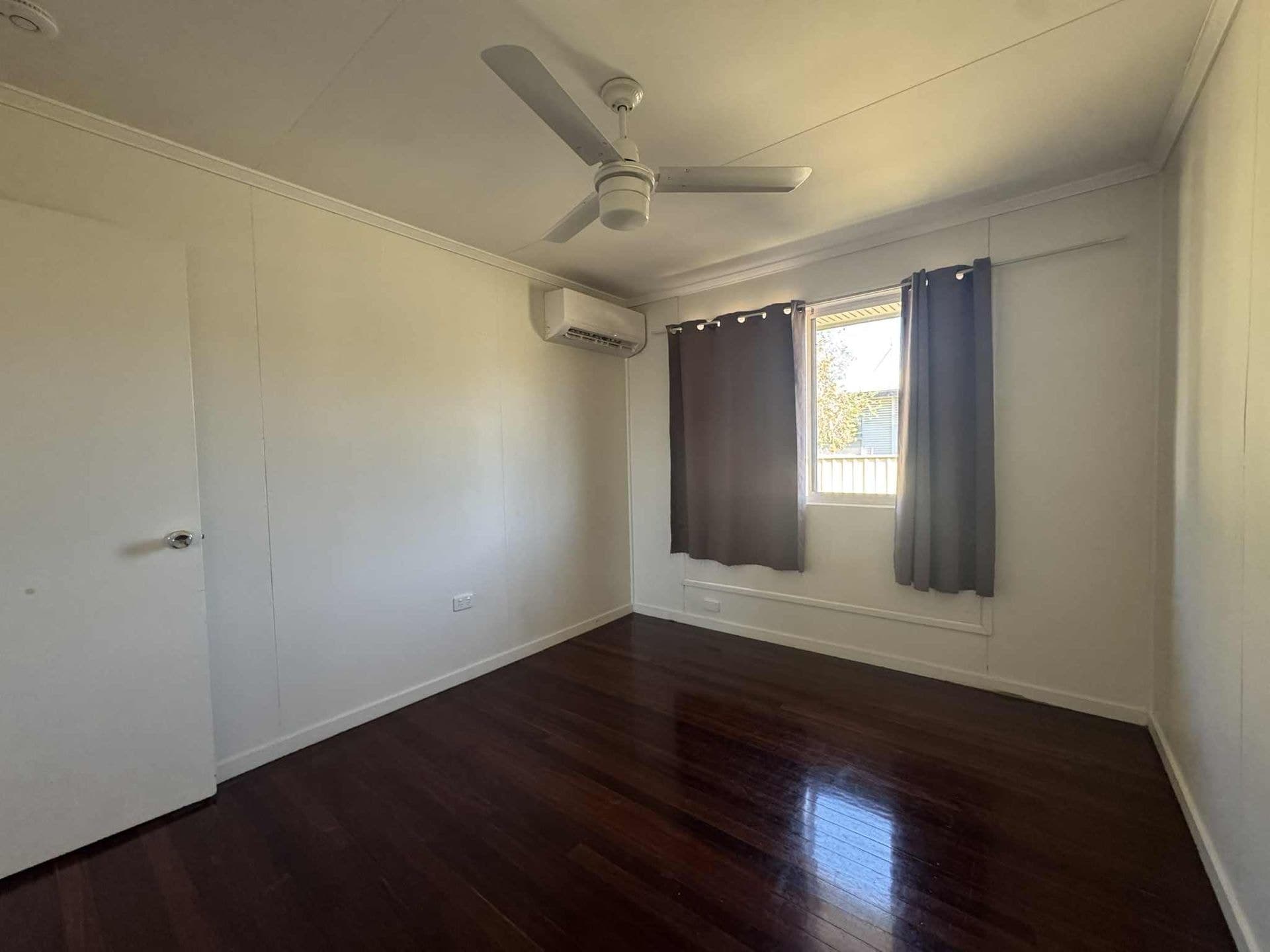12 Rose Street, Moranbah, QLD, 4744, Moranbah - Thumbnail 7