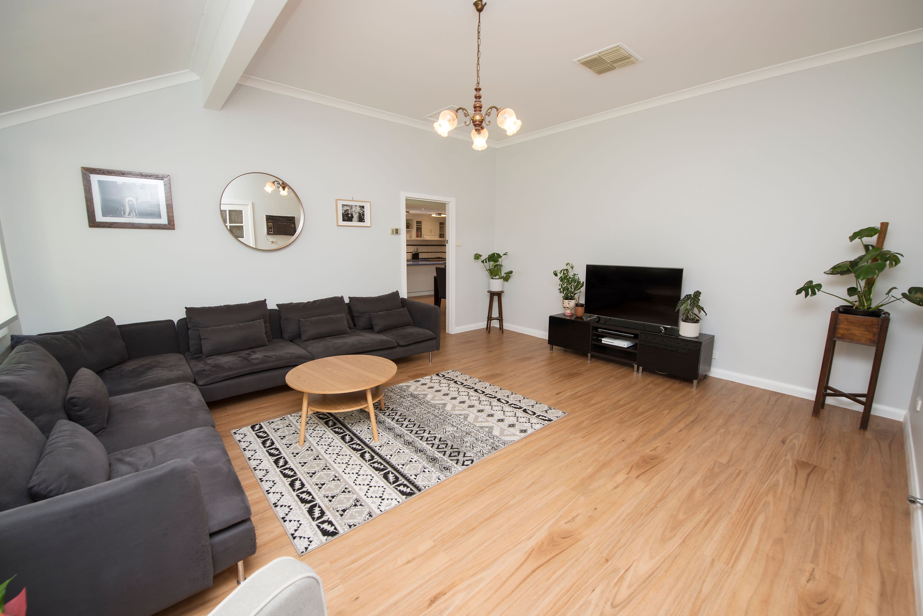9 Wilson Street, Swan Hill VIC 3585, Swan Hill - Thumbnail 2