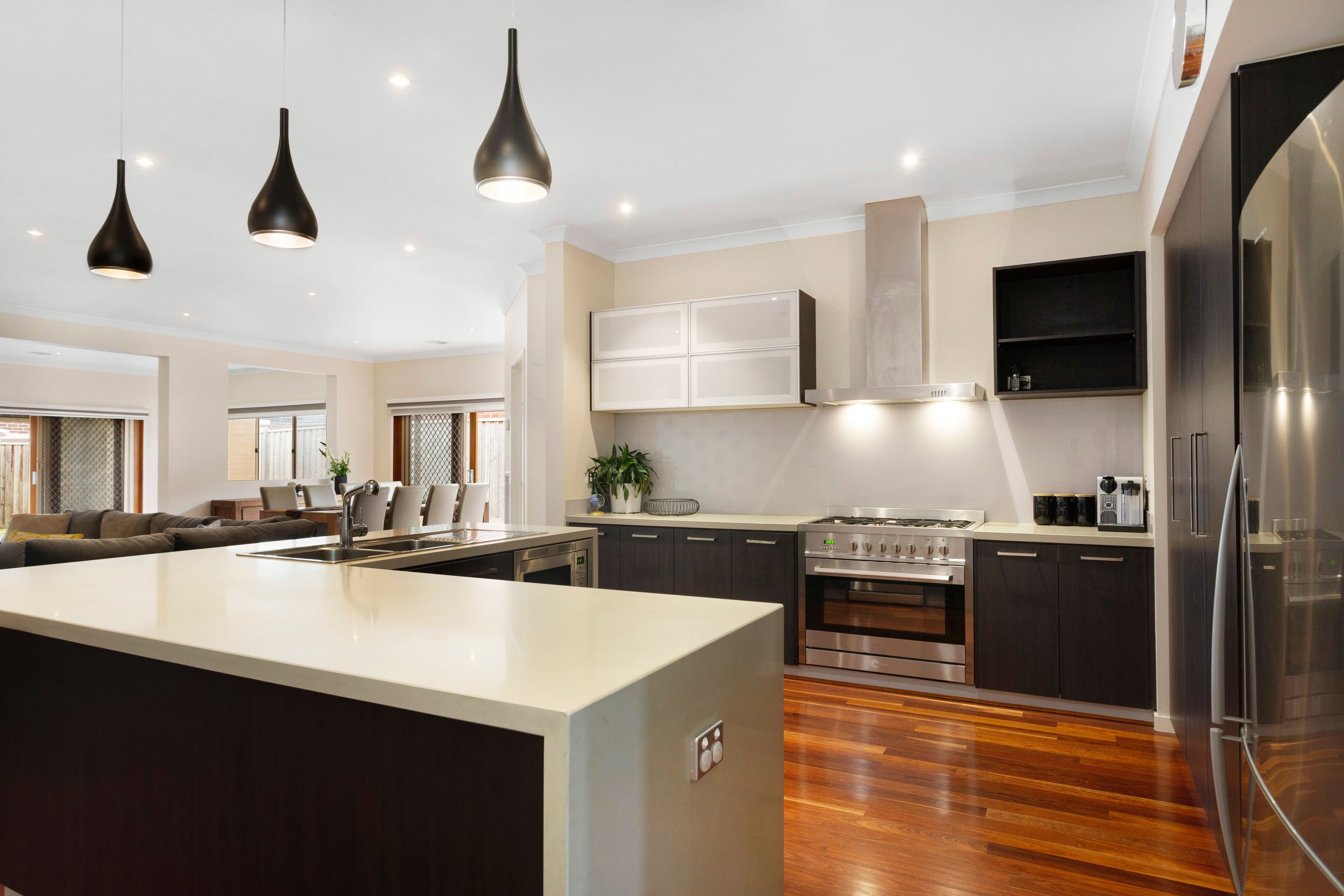 19 Suncroft Drive, Lalor VIC 3075, Lalor - Thumbnail 3