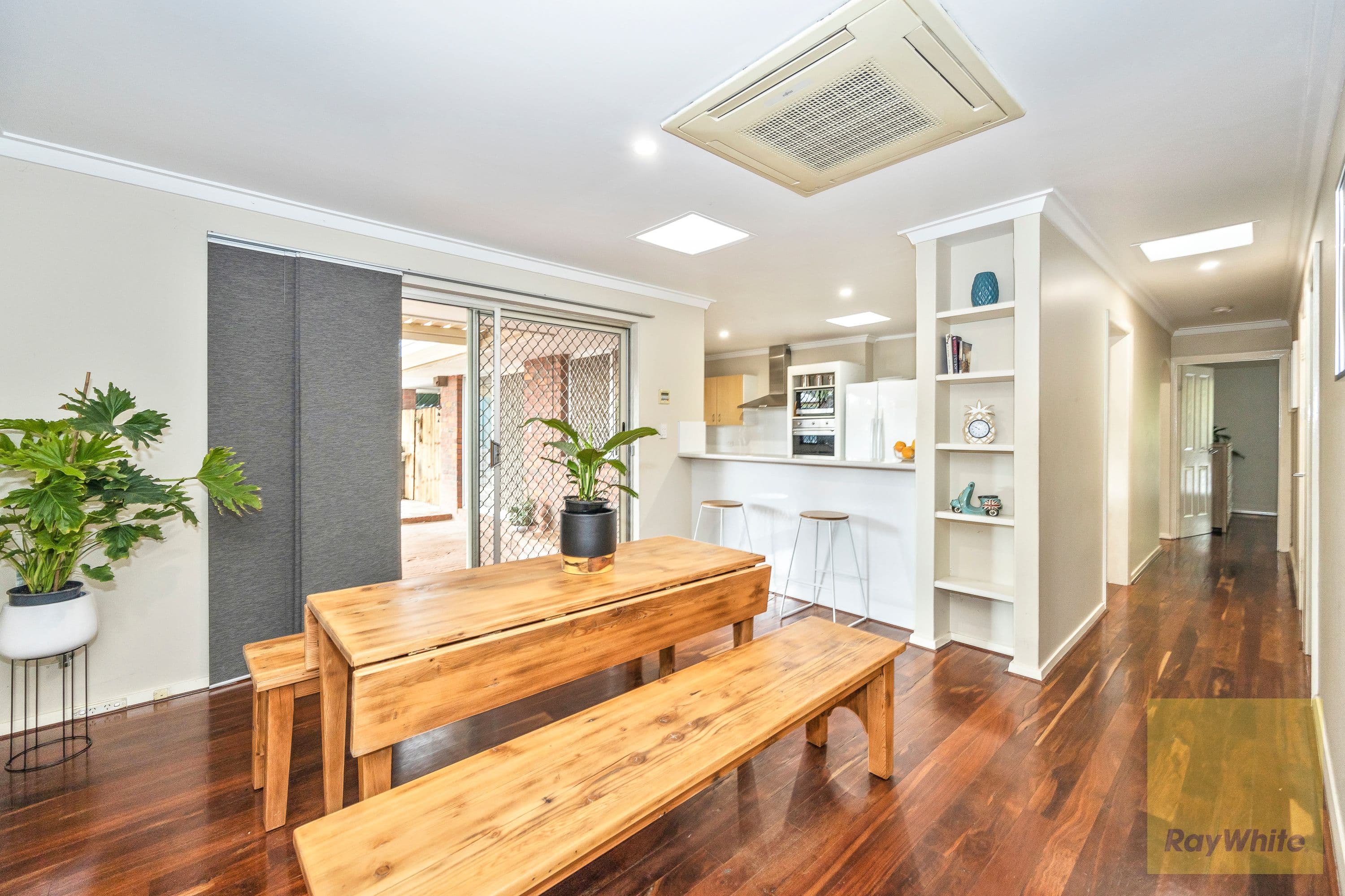 98 Lesmurdie Road, Lesmurdie WA 6076, Lesmurdie - Thumbnail 5