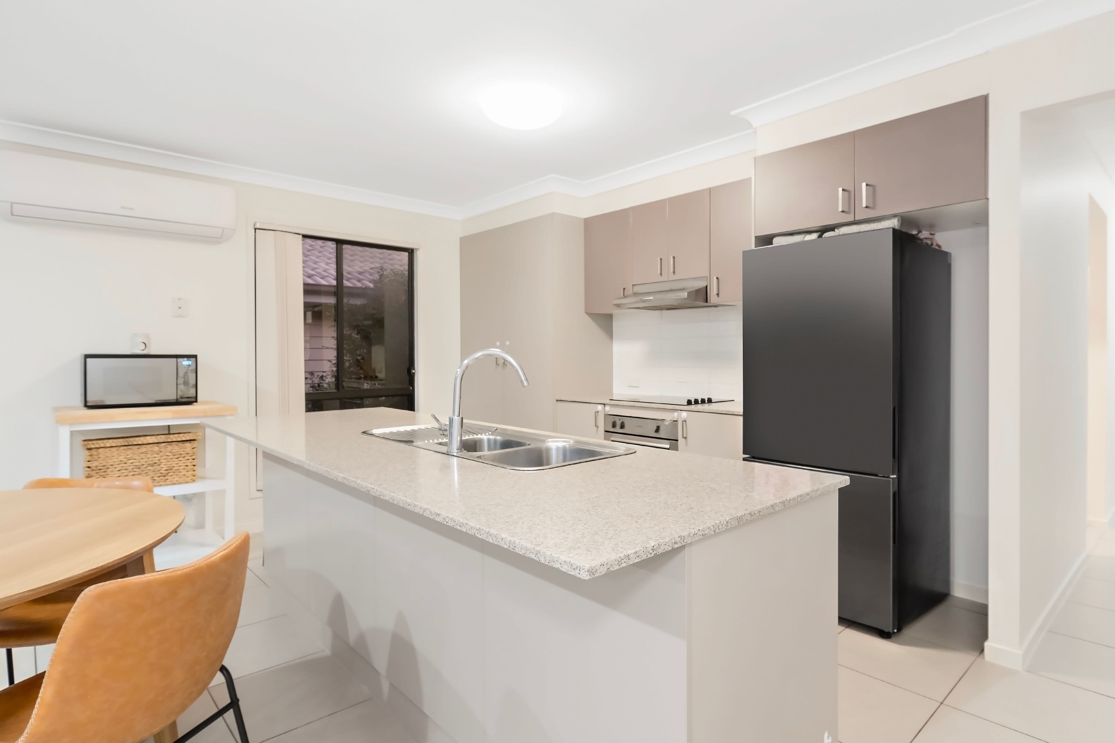 20 Silver Gull Street, Coomera QLD 4209, Coomera - Thumbnail 5
