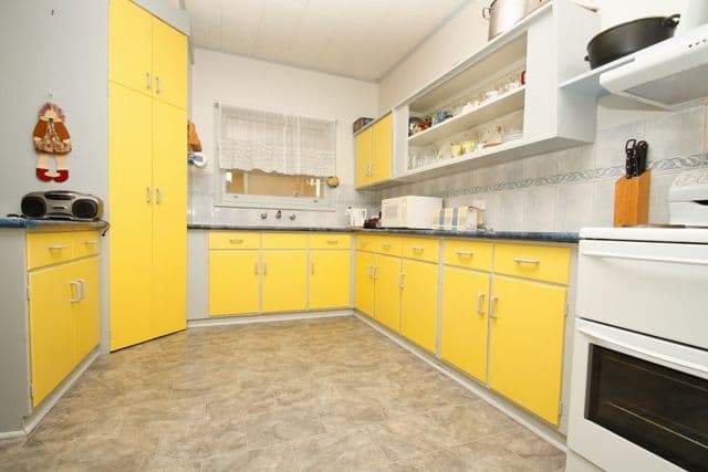 2 Waltham Street, BERRI SA 5343, Berri - Thumbnail 2