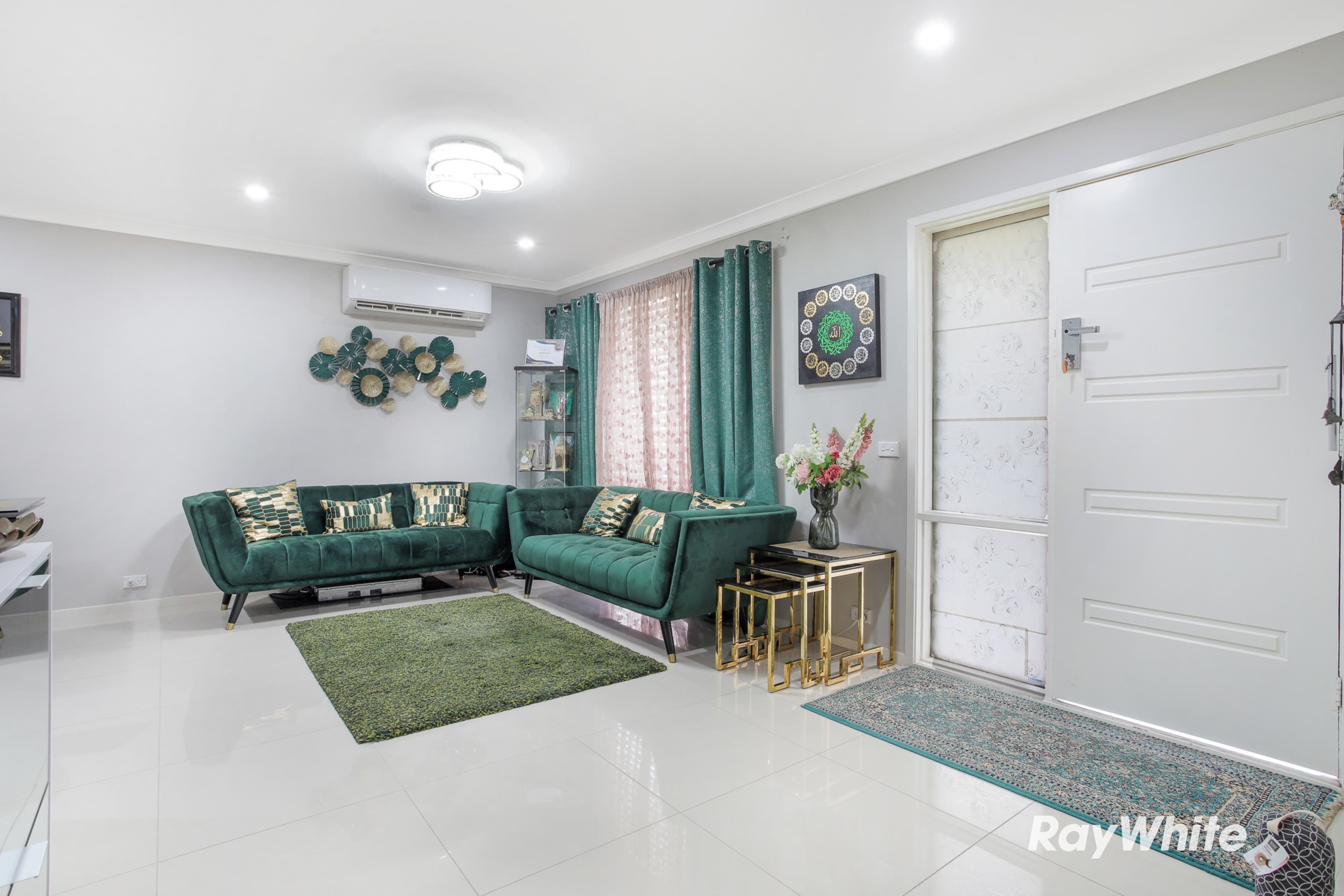 19 Jocelyn Boulevard, Quakers Hill NSW 2763, Quakers Hill - Thumbnail 2