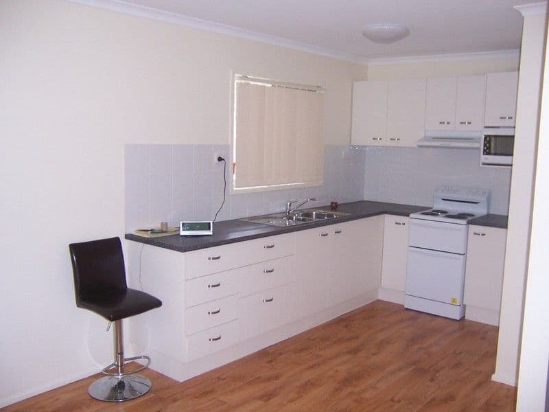 76 Velorum Drive, KINGSTON QLD 4114, Kingston - Thumbnail 5