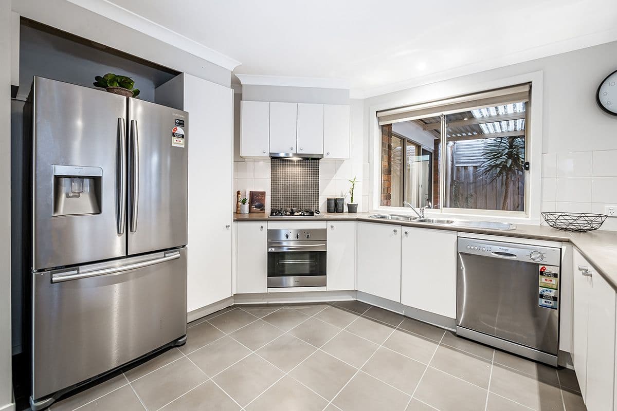 28 Westbury Way, Lyndhurst VIC 3975, Lyndhurst - Thumbnail 4