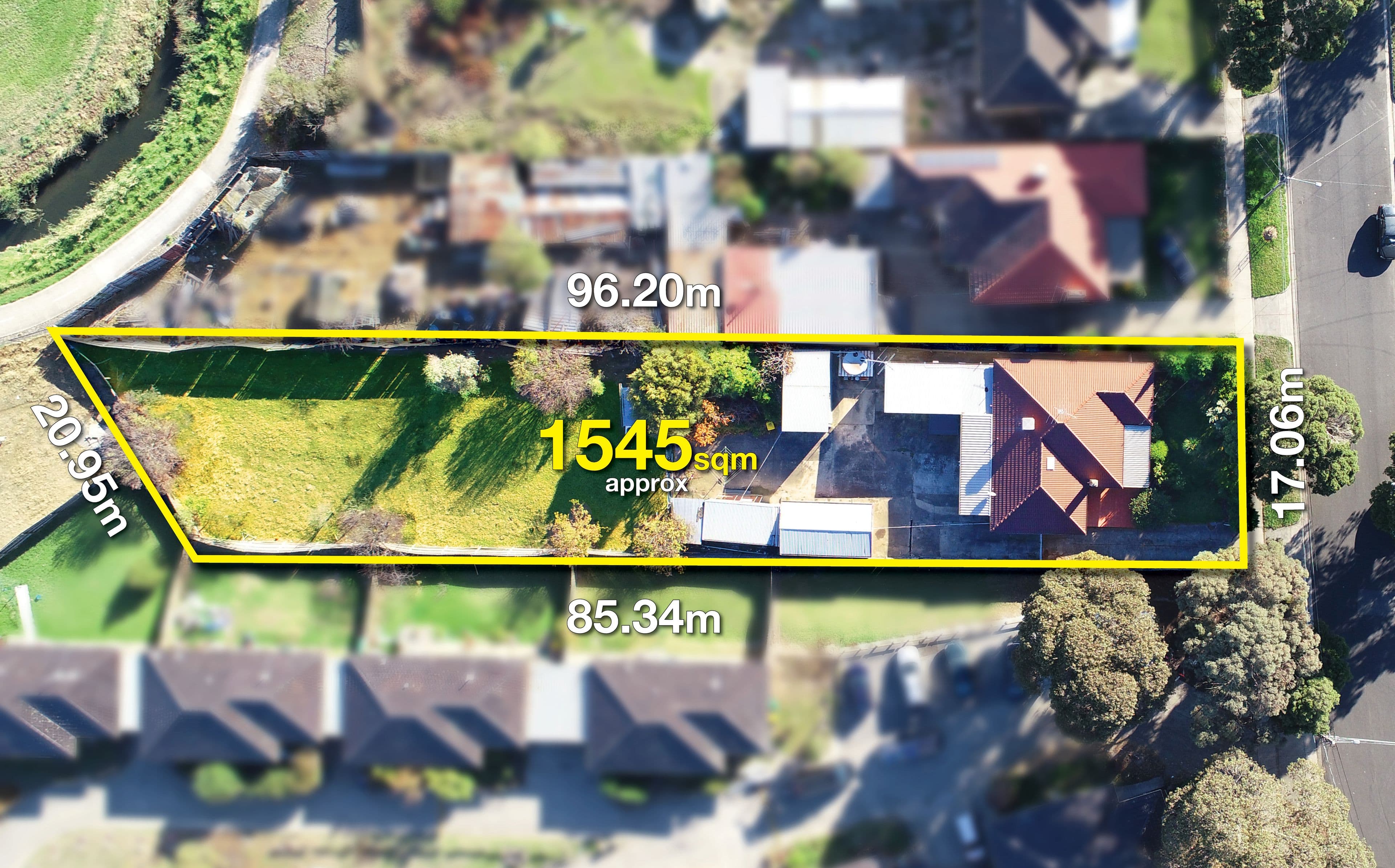 33 Wilson Boulevard, Reservoir VIC 3073, Reservoir - Thumbnail 2
