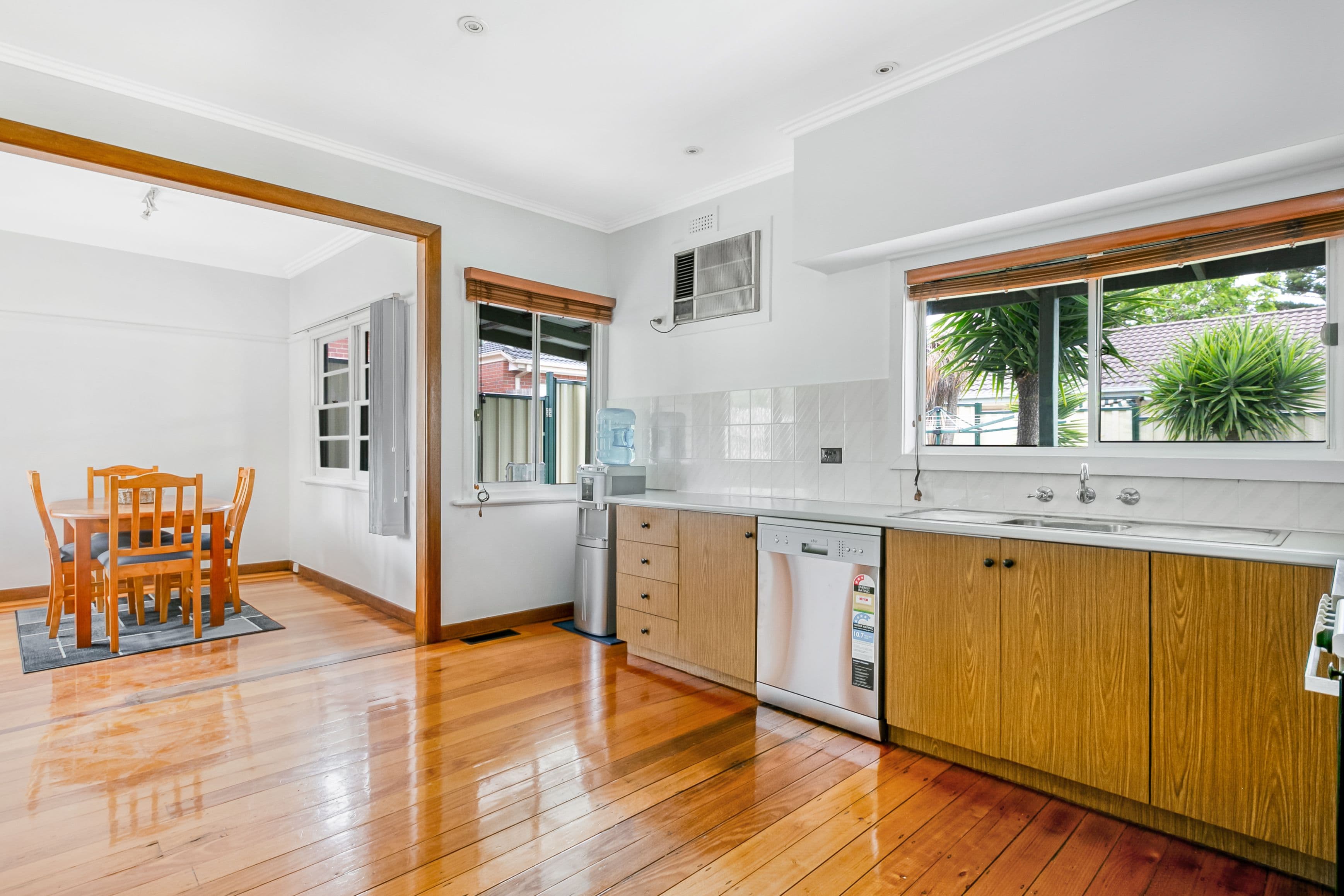 4 McColl Street, Reservoir VIC 3073, Reservoir - Thumbnail 6