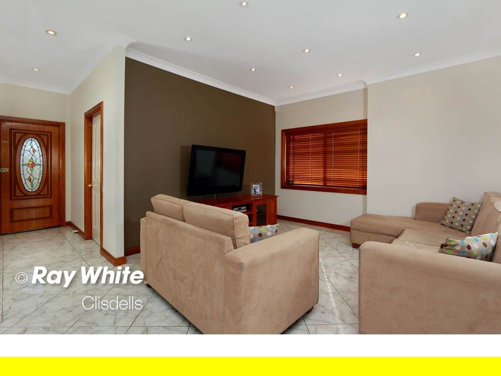 10 Girraween Street, KINGSGROVE NSW 2208, Kingsgrove - Thumbnail 5
