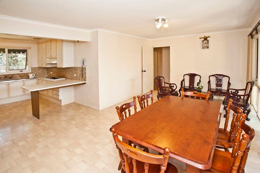 5 Golden Grove, GLEN WAVERLEY VIC 3150, Glen Waverley - Thumbnail 3