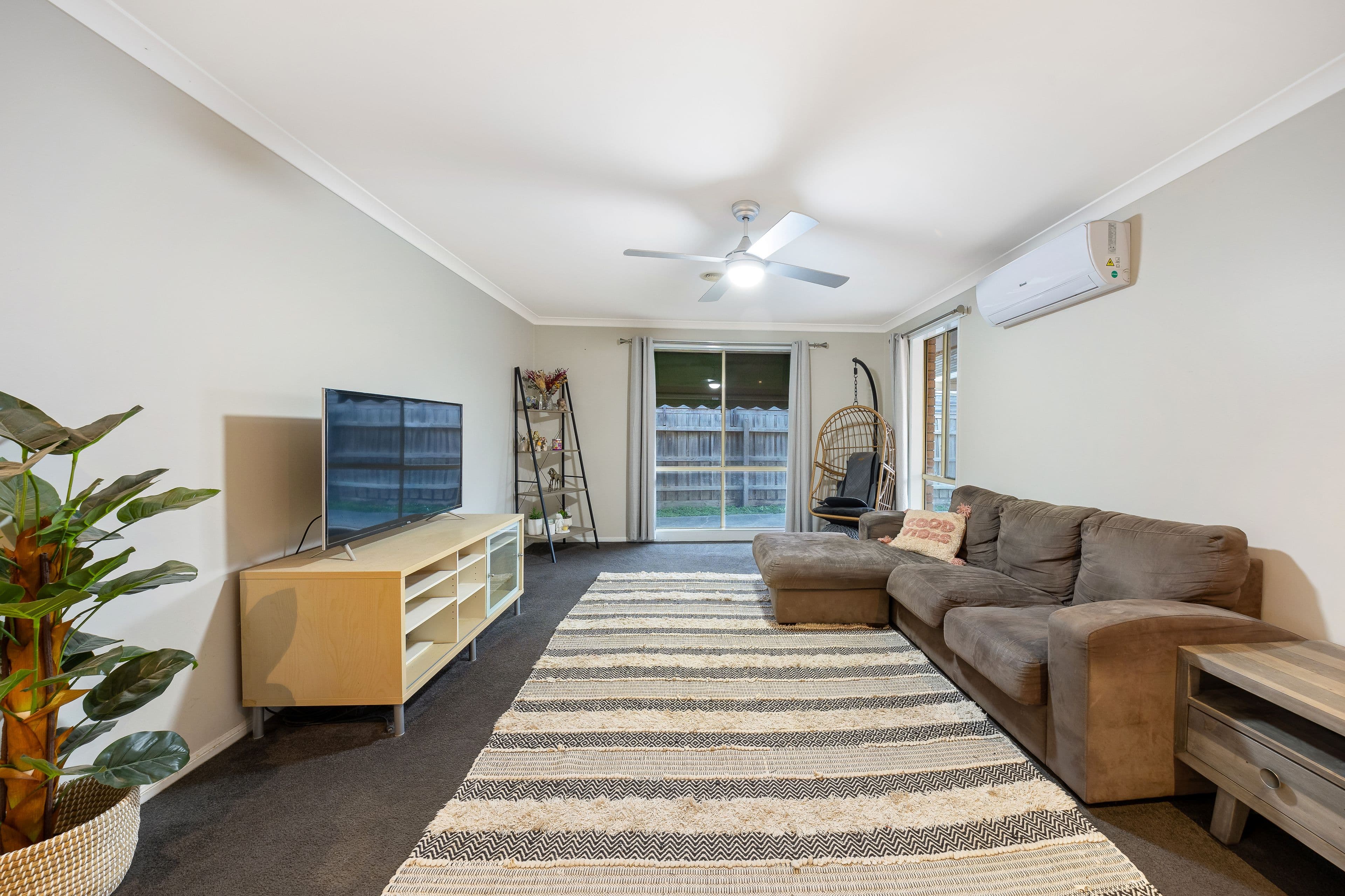 6 Roebourne Mews, Cranbourne East VIC 3977, Cranbourne East - Image 1