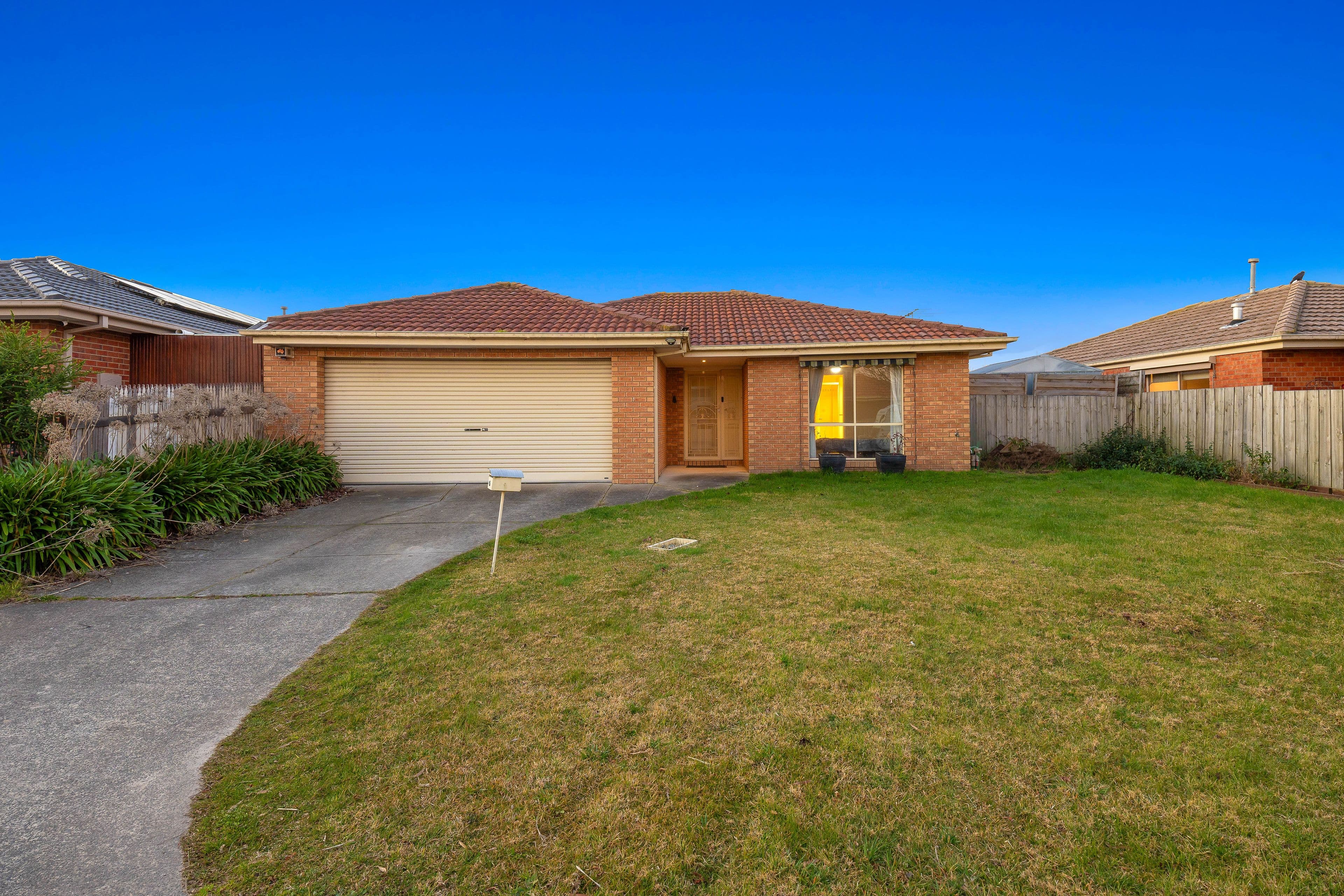6 Roebourne Mews, Cranbourne East VIC 3977, Cranbourne East - Thumbnail 4