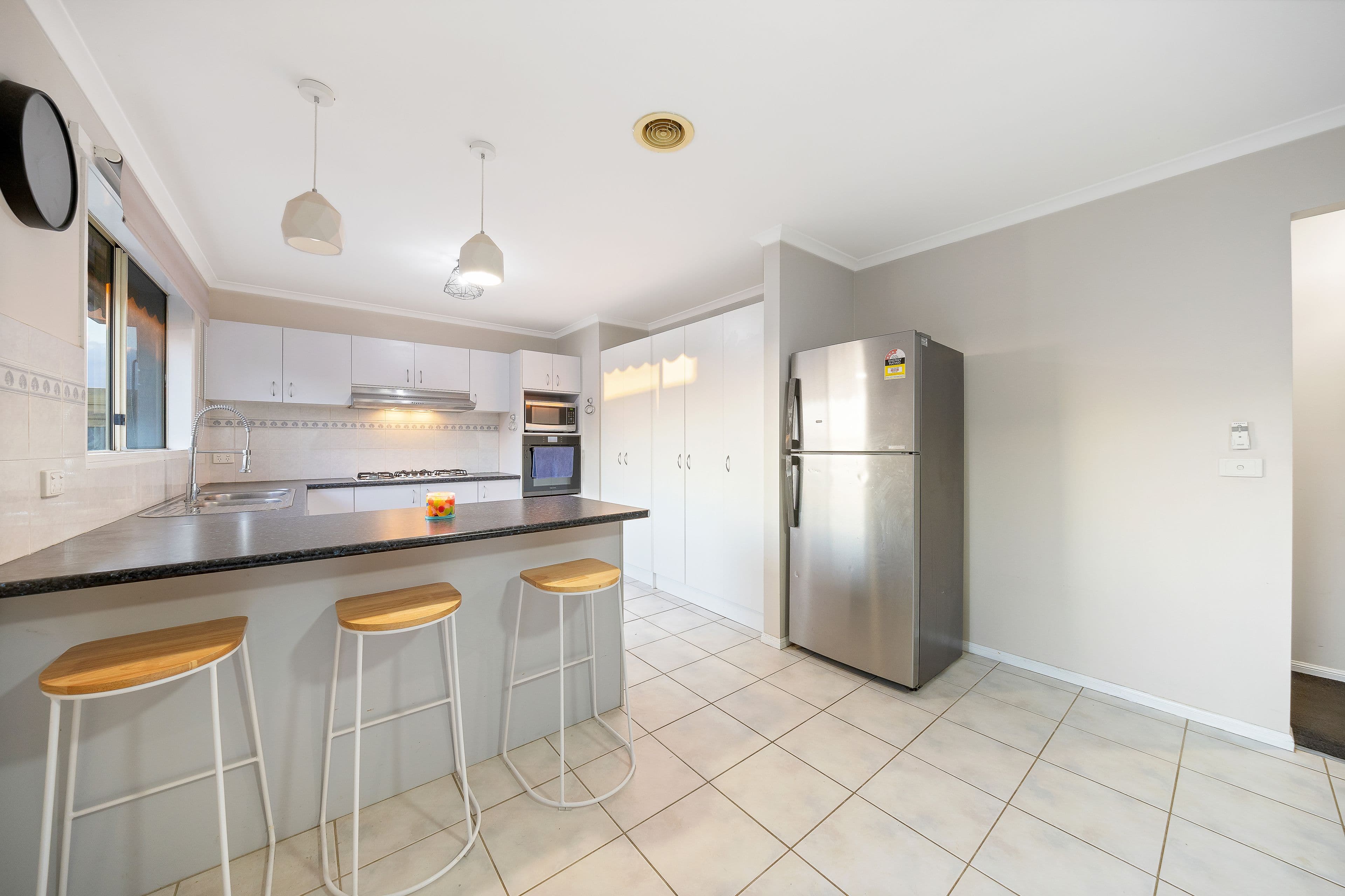 6 Roebourne Mews, Cranbourne East VIC 3977, Cranbourne East - Thumbnail 6