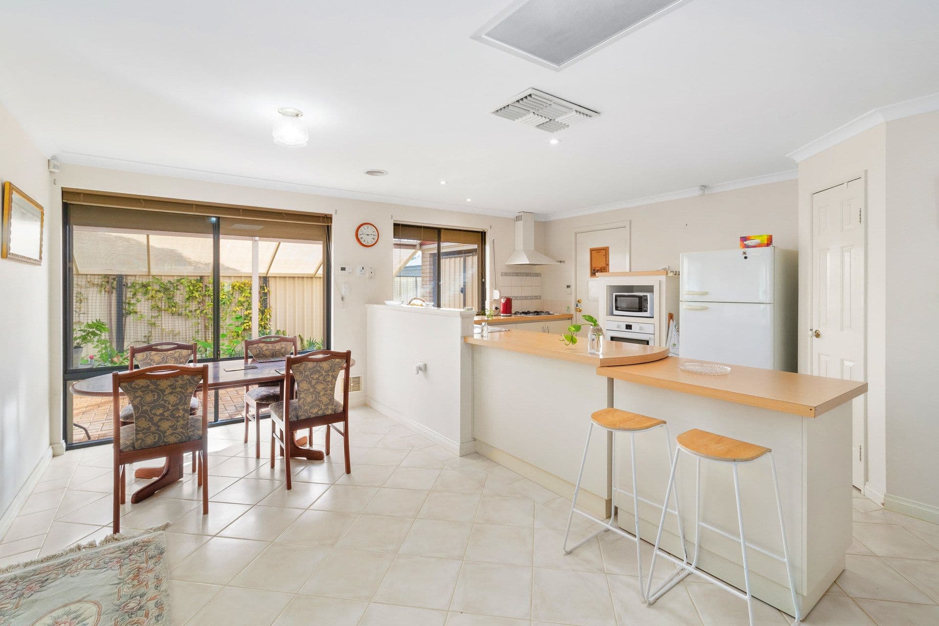 21 Cotherstone Road, Kalamunda WA 6076, Kalamunda - Thumbnail 7