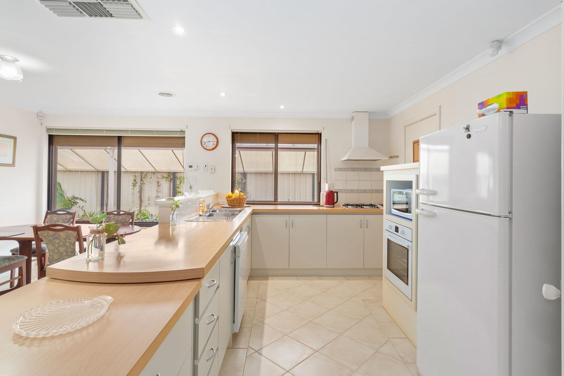 21 Cotherstone Road, Kalamunda WA 6076, Kalamunda - Thumbnail 8