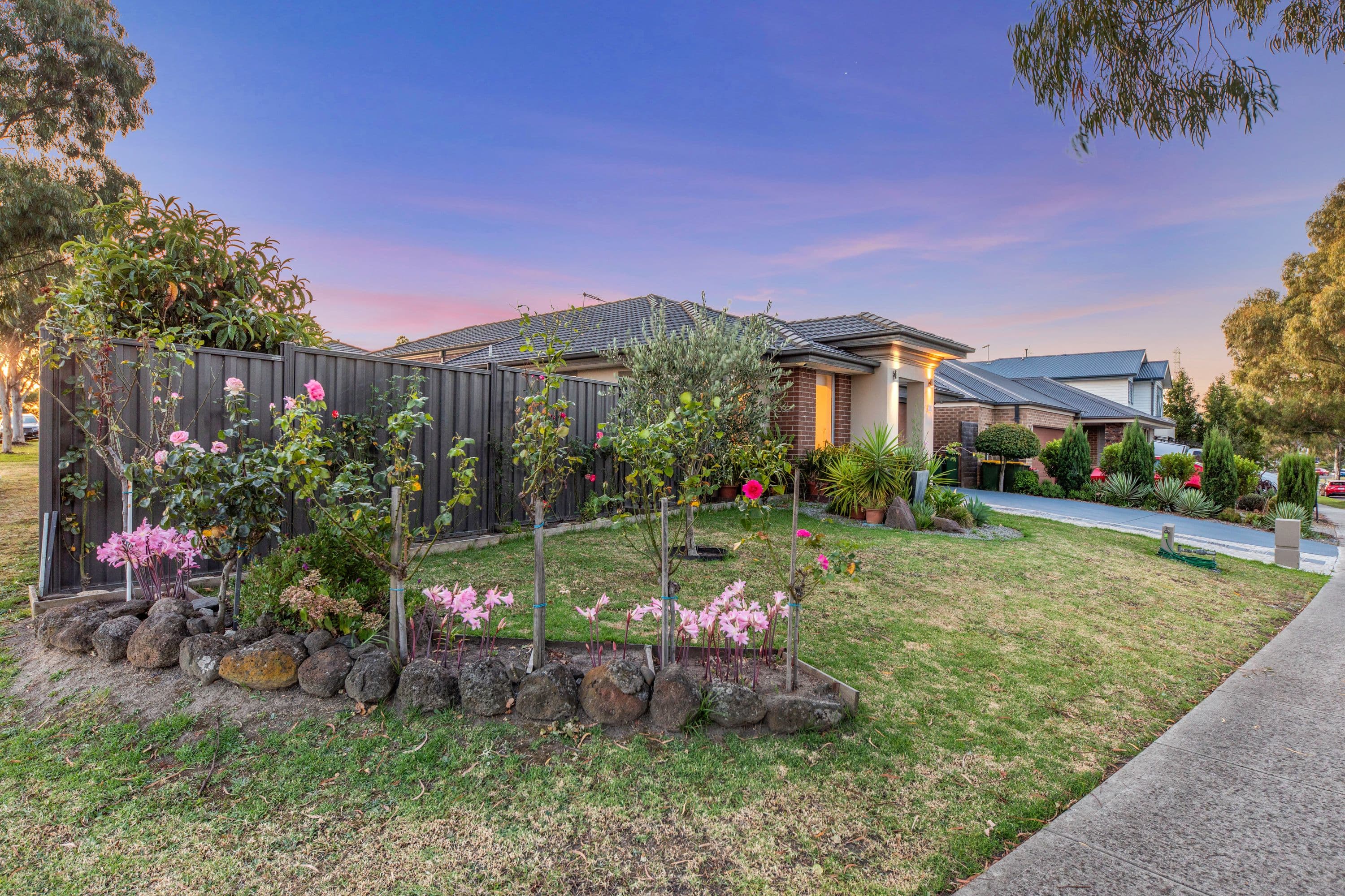 1 Illawarra Way, Pakenham VIC 3810, Pakenham - Thumbnail 3