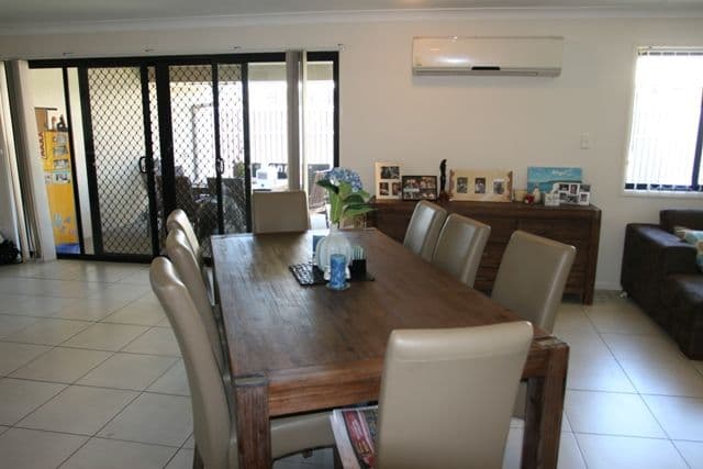 67 Maidenwell Road, ORMEAU QLD 4208, Ormeau - Thumbnail 4