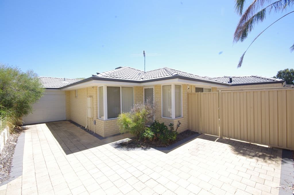 17b Robertsbridge Road, NOLLAMARA WA 6061, Nollamara - Thumbnail 2