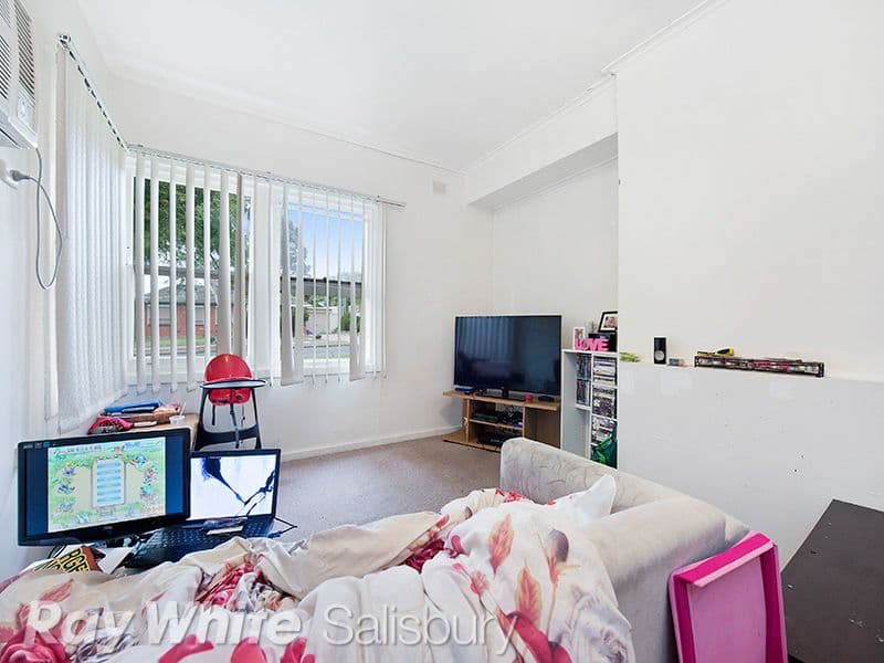 6 Stables Street, Sunbury - Thumbnail 2